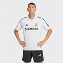 Camisola Retrô Real Madrid 2005/06 I